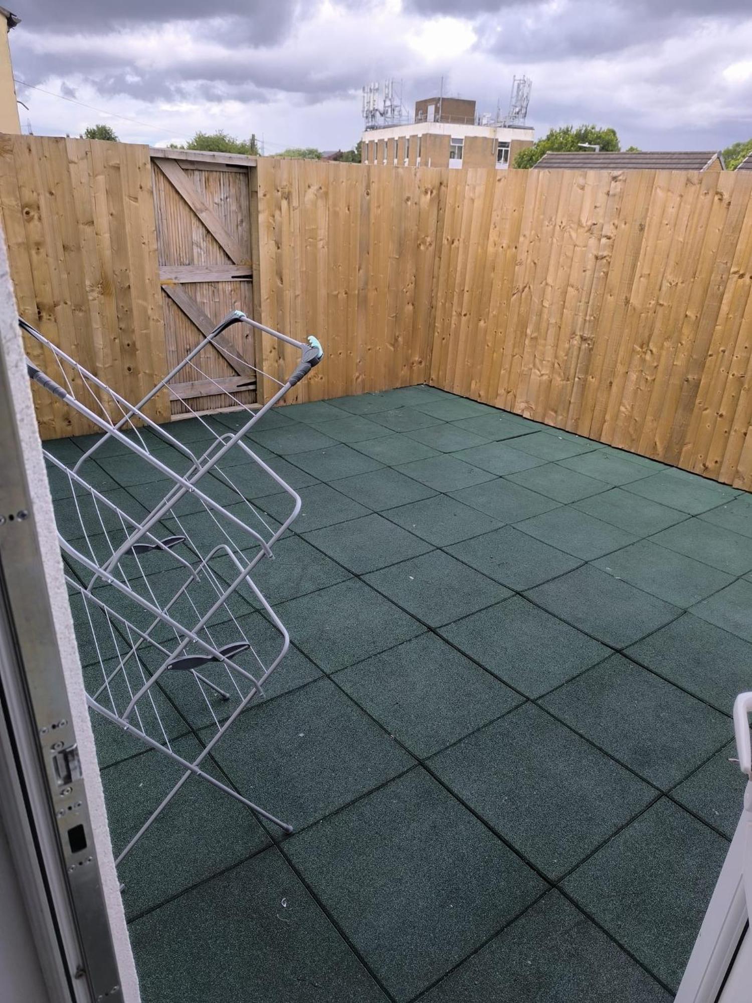 Spacious Full Home - Perfect For Families & Groups Oldbury  Bagian luar foto