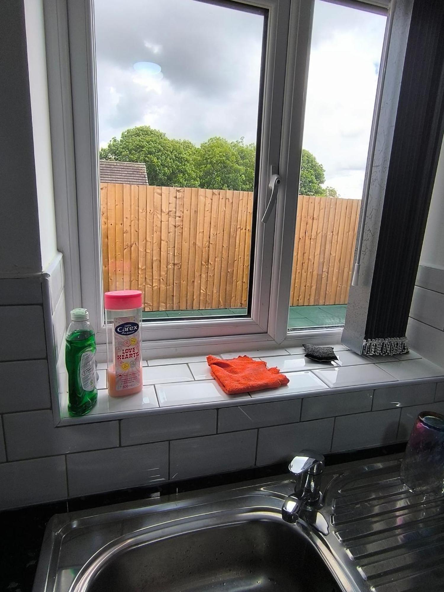 Spacious Full Home - Perfect For Families & Groups Oldbury  Bagian luar foto